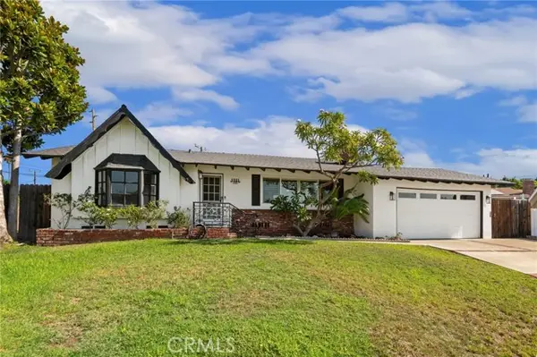 1521 Kenneth Drive, Santa Ana, CA 92705