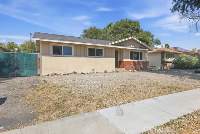 1160 27th, San Bernardino, CA 92404 - #1