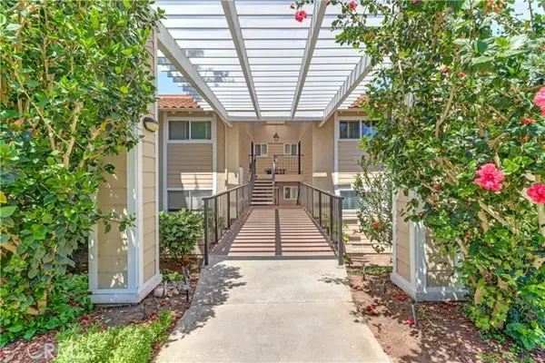 3298 Via Carrizo  #O, Laguna Woods, CA 92637