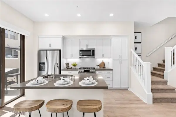 245 Alienta Lane, Ladera Ranch, CA 92694