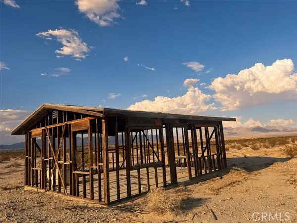 6827 Shelton Road, Twentynine Palms, CA 92277