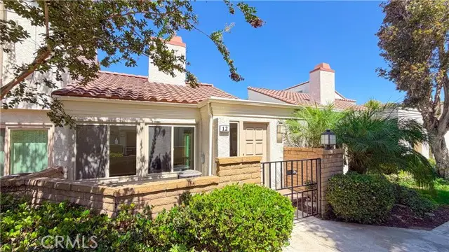12 Navarre, Irvine, CA 92612 - #3