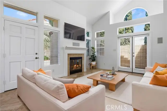 2575 Elden Avenue  #3, Costa Mesa, CA 92627 - #2