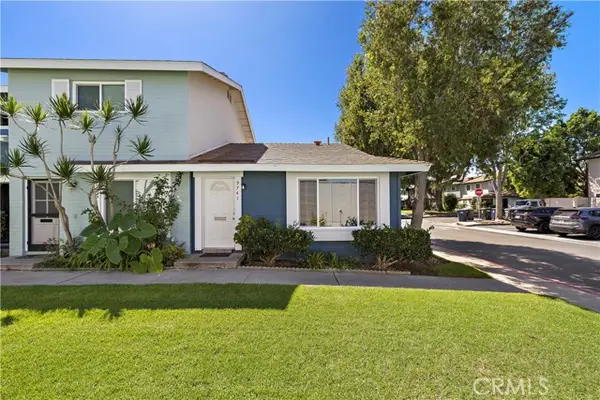9741 Cornwall Drive, Huntington Beach, CA 92646