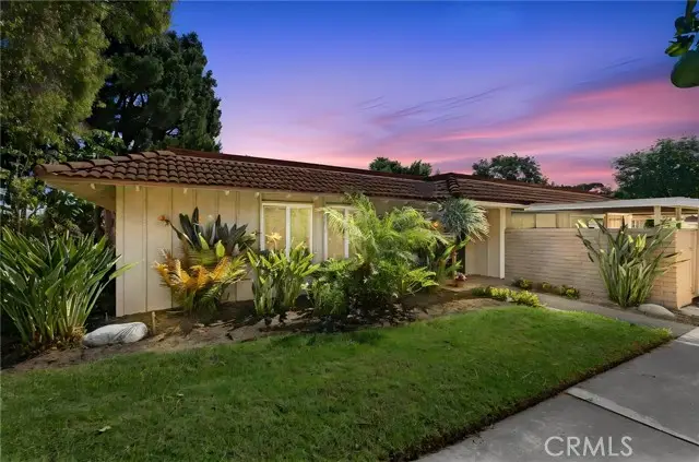 3095 Via Serena  #B, Laguna Woods, CA 92637 - #3