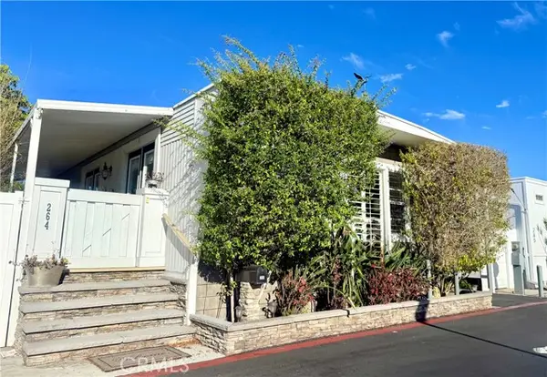 264 Mayflower, Newport Beach, CA 92660