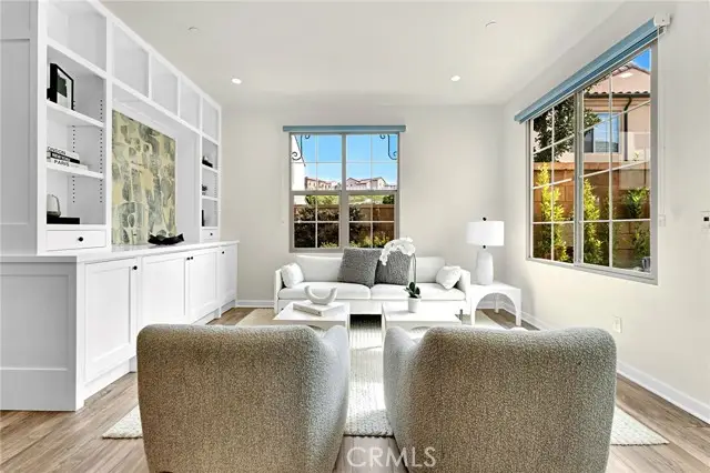 107 Messenger, Irvine, CA 92618 - #2