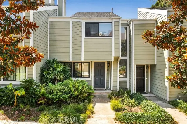 14 Surfside Ct Court, Newport Beach, CA 92663 - #3