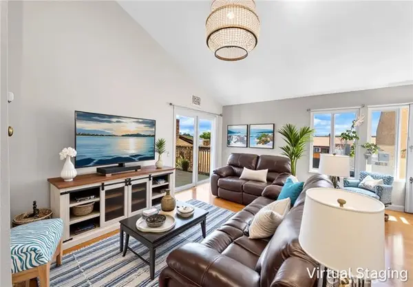 4861 Lago Drive  #307, Huntington Beach, CA 92649