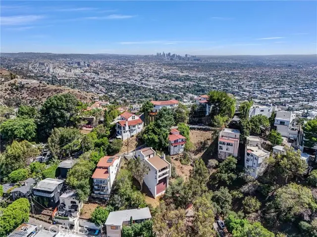 8289 Grand View, Los Angeles, CA 90046 - #2