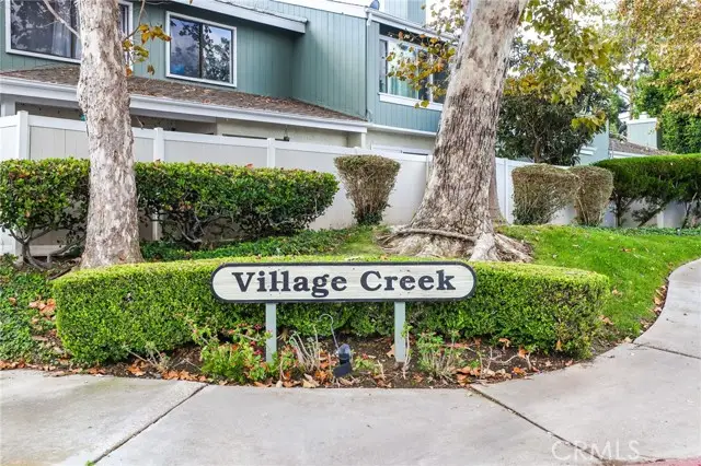 936 Hollow Brook, Costa Mesa, CA 92626 - #2
