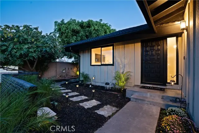6972 Laurelhurst, Huntington Beach, CA 92647 - #2