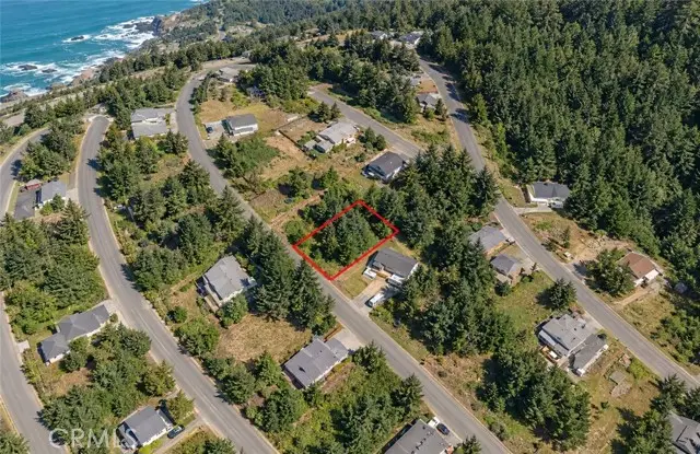 105 Shaker, Whitethorn, CA 95589 - #1