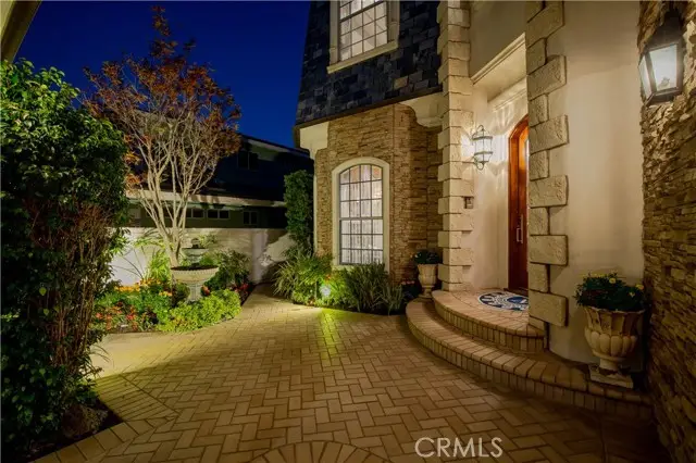 3492 Gilbert, Huntington Beach, CA 92649 - #2