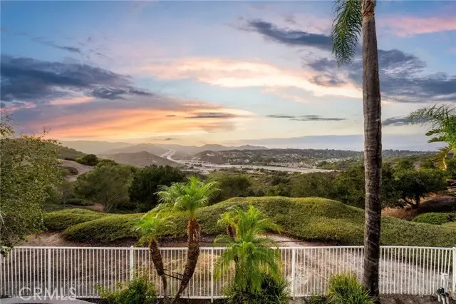 35 Hollyleaf, Aliso Viejo, CA 92656 - #1