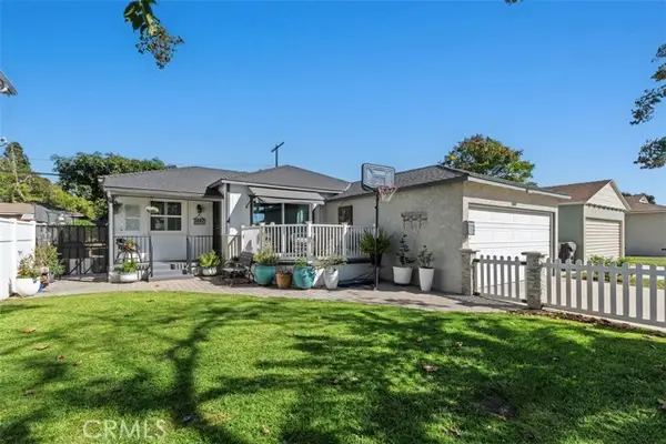 3442 Studebaker, Long Beach, CA 90808