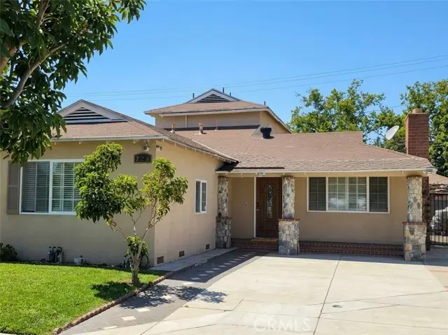 726 Halladay Street, Santa Ana, CA 92701 - #1