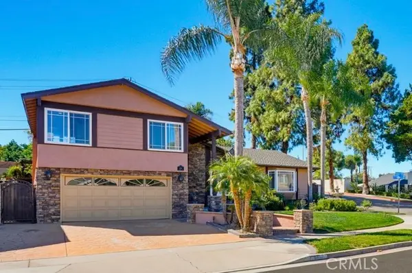 5550 Edgemar, Anaheim, CA 92807