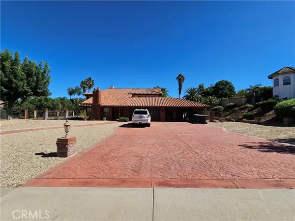 2073 Gainsborough, Riverside, CA 92506