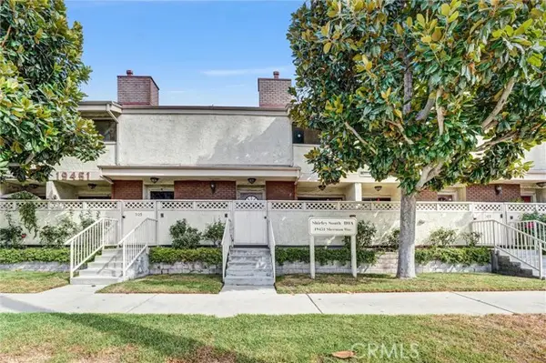 19451 Sherman Way  #504, Reseda, CA 91335