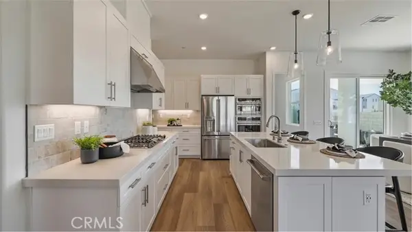 27476 Red Alder Lane, Valencia, CA 91381