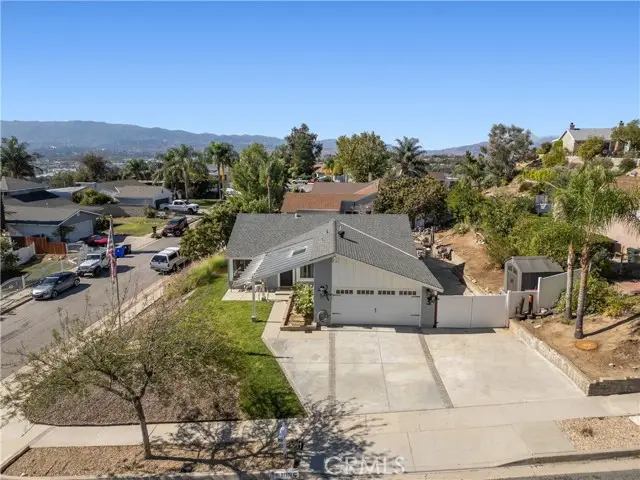 27371 Garza, Saugus, CA 91350 - #2