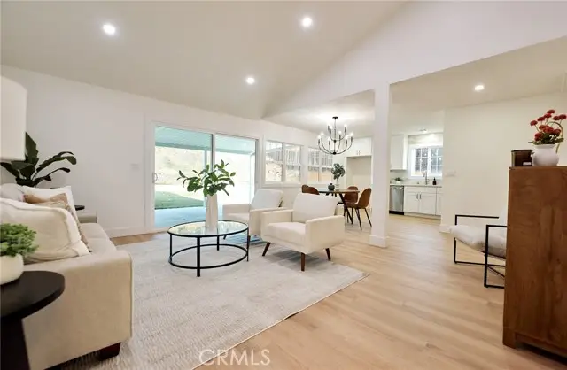 27806 Meadowcreek, Canyon Country, CA 91351 - #2