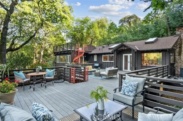 176 Los Trancos, Portola Valley, CA 94028