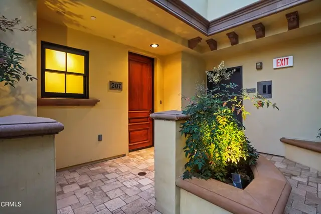 985 Michillinda Avenue  #207, Pasadena, CA 91107 - #2