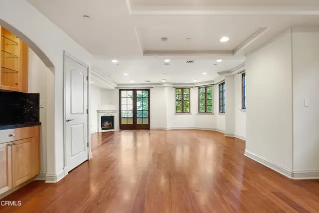 985 Michillinda Avenue  #207, Pasadena, CA 91107 - #3