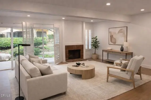 5720 Owensmouth Avenue  #125, Woodland Hills, CA 91367 - #1