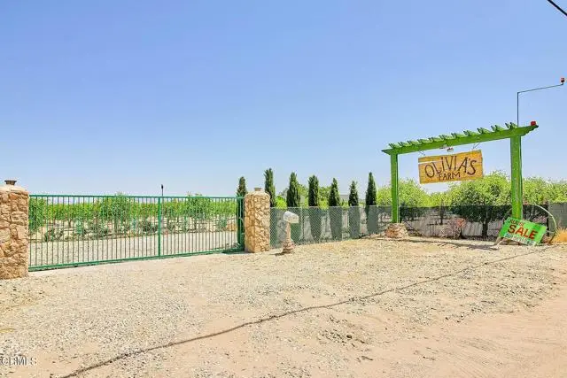34738 Old Woman Springs Road, Lucerne Valley, CA 92356 - #3