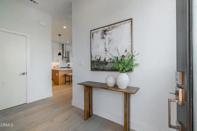 3874 Point Drive, Los Angeles, CA 90065 - #2