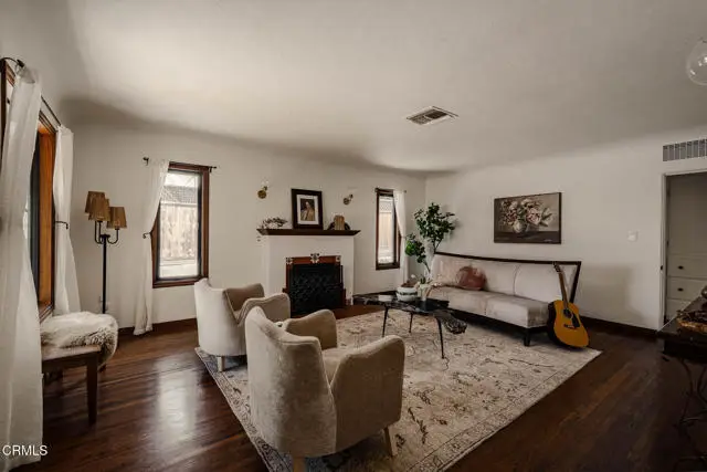 10166 Silverton Avenue, Tujunga, CA 91042 - #2
