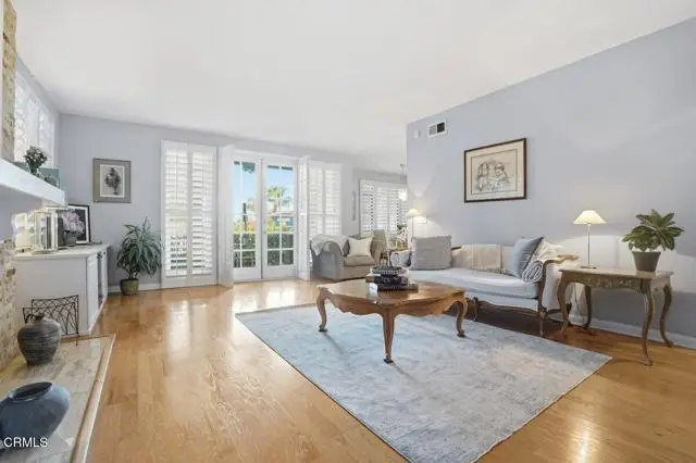 10327 Missouri Avenue  #102, Los Angeles, CA 90025 - #3