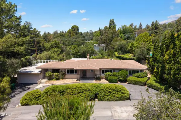 1349 El Vago Street, La Canada Flintridge, CA 91011