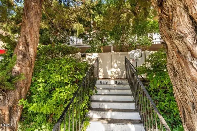 823 Altadena Drive, Pasadena, CA 91107 - #2