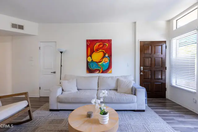 12007 Rochester Avenue  #1, Los Angeles, CA 90025 - #3