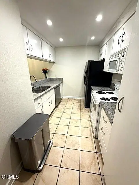 3481 Stancrest Drive  #335, Glendale, CA 91208 - #3