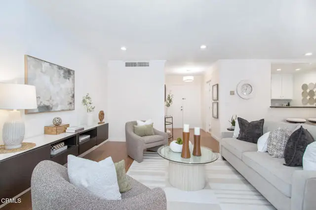 1127 Del Mar Boulevard  #323, Pasadena, CA 91106 - #1