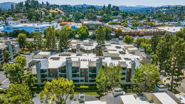 5500 Owensmouth Avenue  #104, Woodland Hills, CA 91367