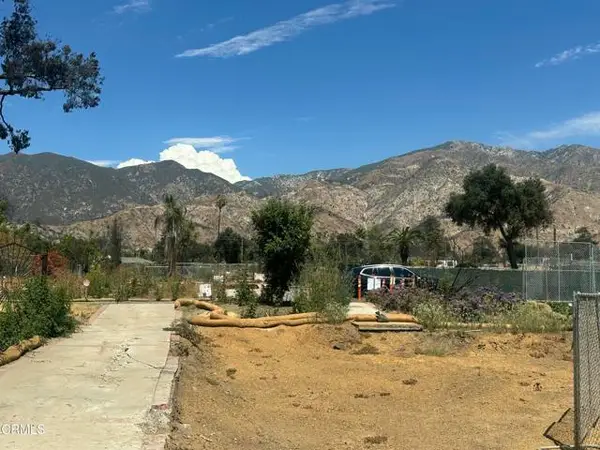 102 Poppyfields Drive, Altadena, CA 91001