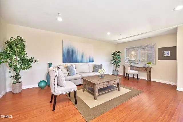 2466 Montrose Avenue  #7, Montrose, CA 91020 - #2