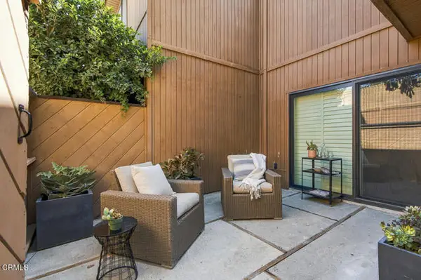 121 Arlington Drive  #8, Pasadena, CA 91105