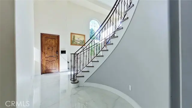 6937 Kian Court, Van Nuys, CA 91406 - Image #3