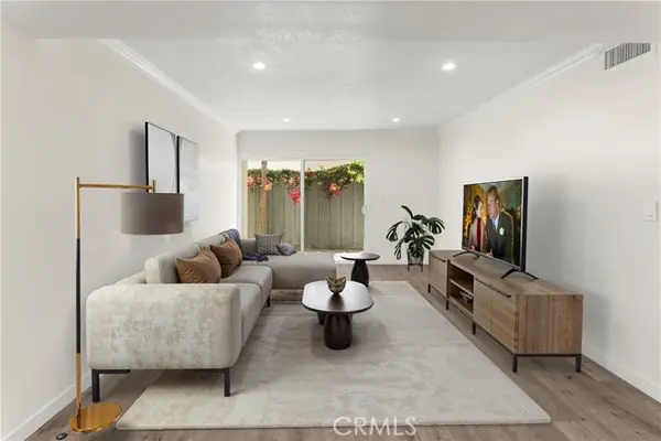 18620 Hatteras, Tarzana, CA 91356