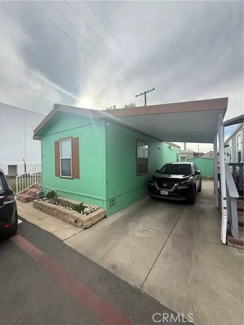 812 Loren Avenue  #SPC 24, Azusa, CA 91702