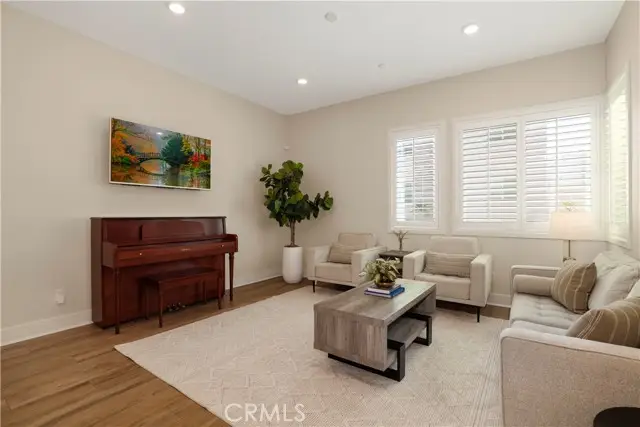 27512 Golden Currant Place, Valencia, CA 91381 - #2