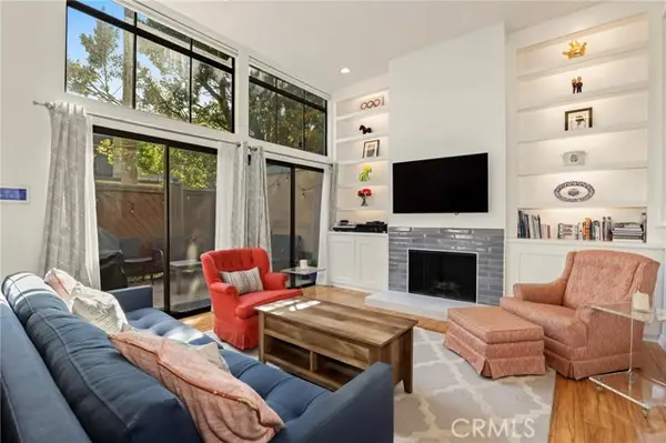 209 Oakland Avenue  #D, Pasadena, CA 91101