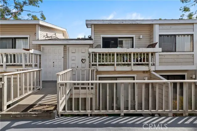 4652 Don Lorenzo  #B, Los Angeles, CA 90008 - #2